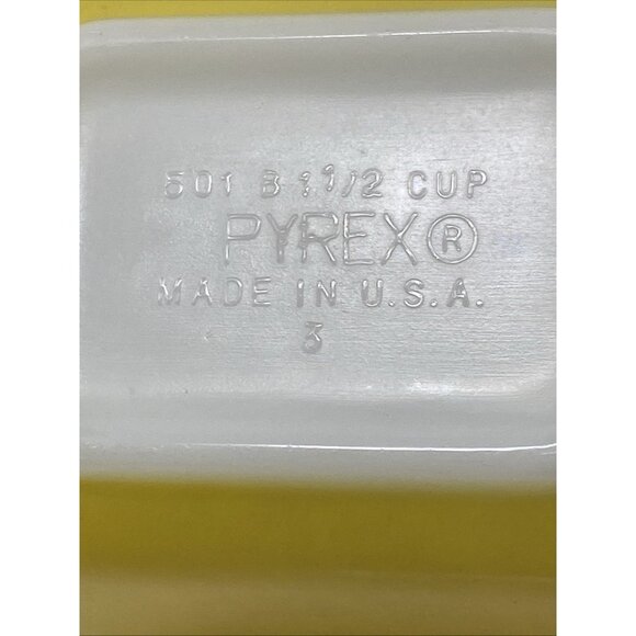 Vintage Pyrex Refrigerator Dish #501-B Yellow 1-1/2 Cup No Lid - Picture 7 of 10